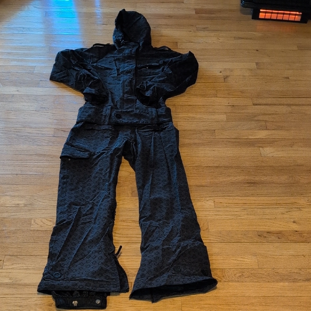 Roxy Black Patterned Snow Suit - image 1